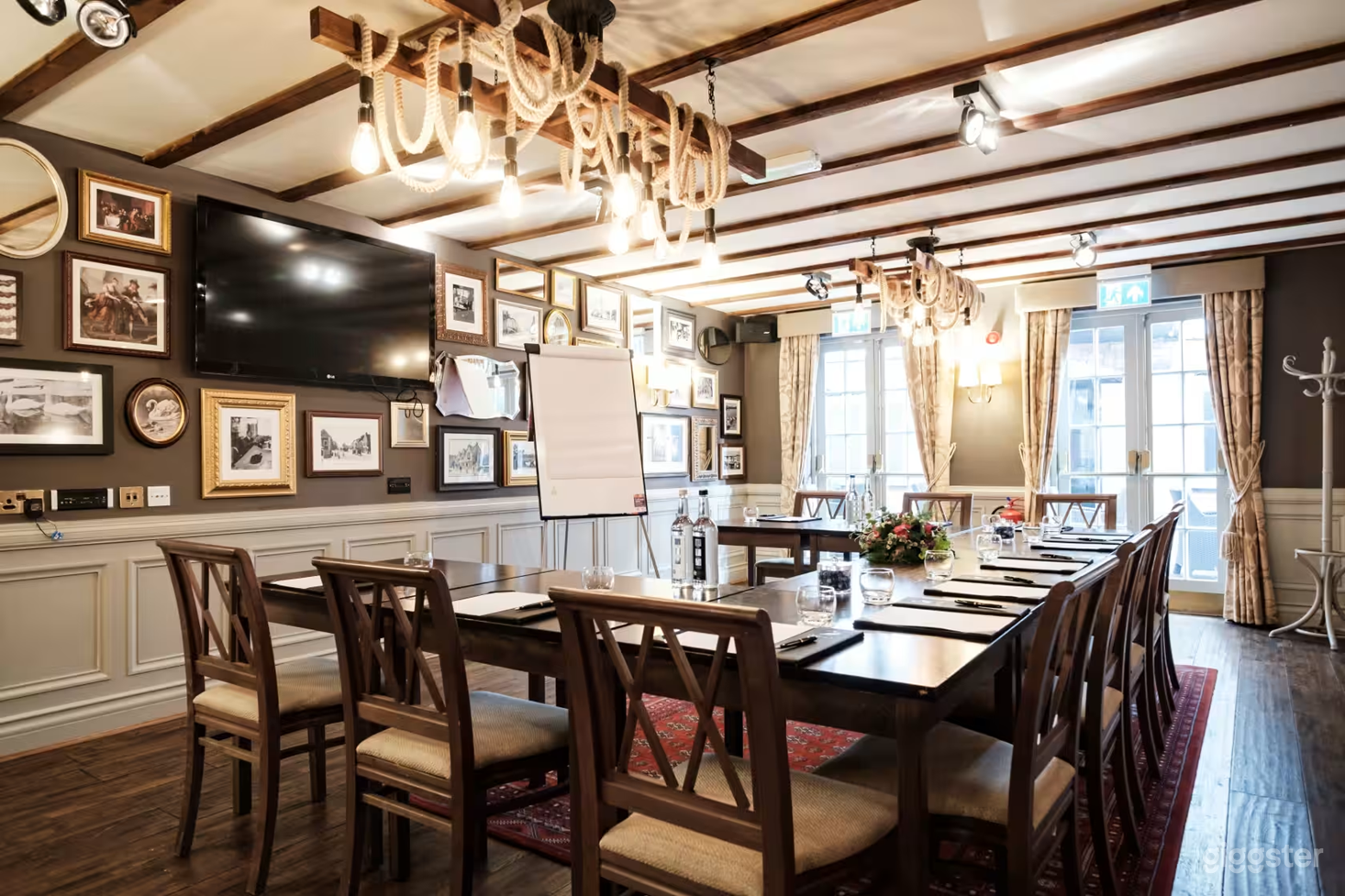 Capulet Suite Photo 1