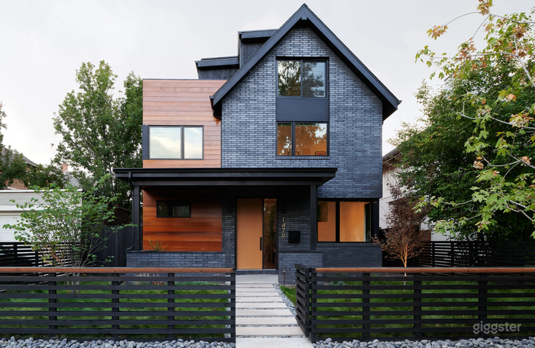  Modern Japandi Home with Natural Light & Designer Pool 