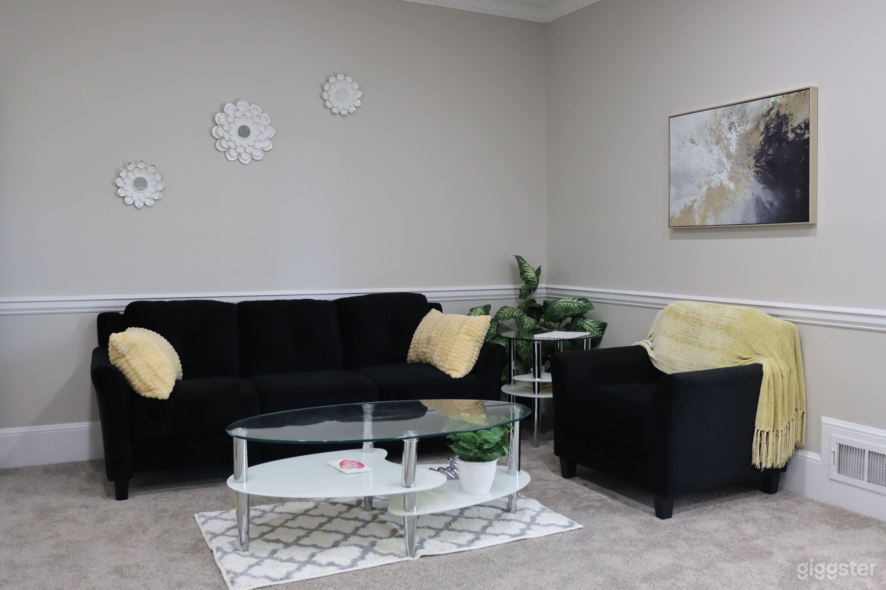 The Den or Living room Set w/ Living Combo
23x13