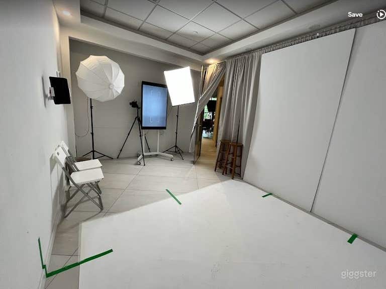  Venue + Studio photos included 