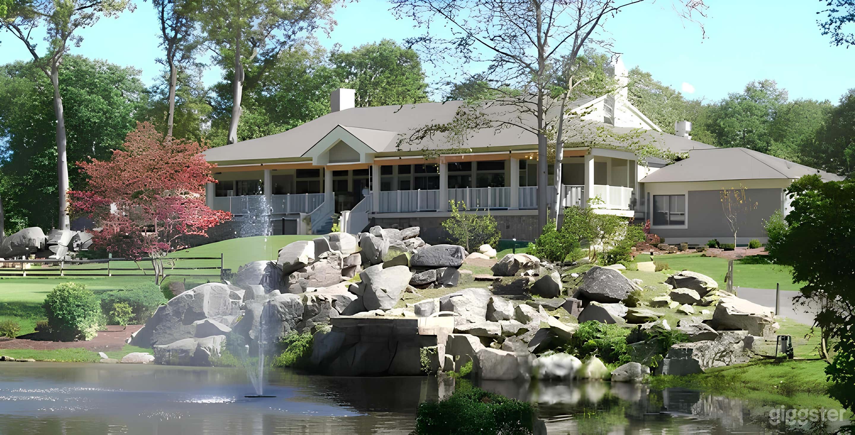 Scenic & peaceful country club restaurant and event space Photo 1
