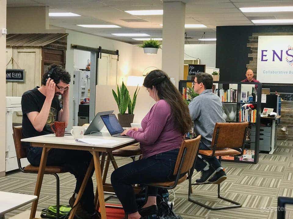 Warm &amp; Inviting Workspace Photo 4