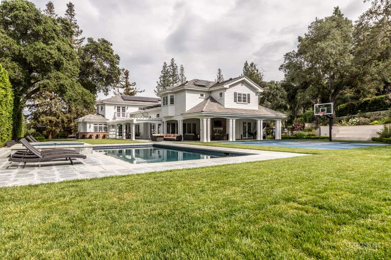  Contemporary Colonial 