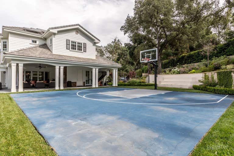  Contemporary Colonial 