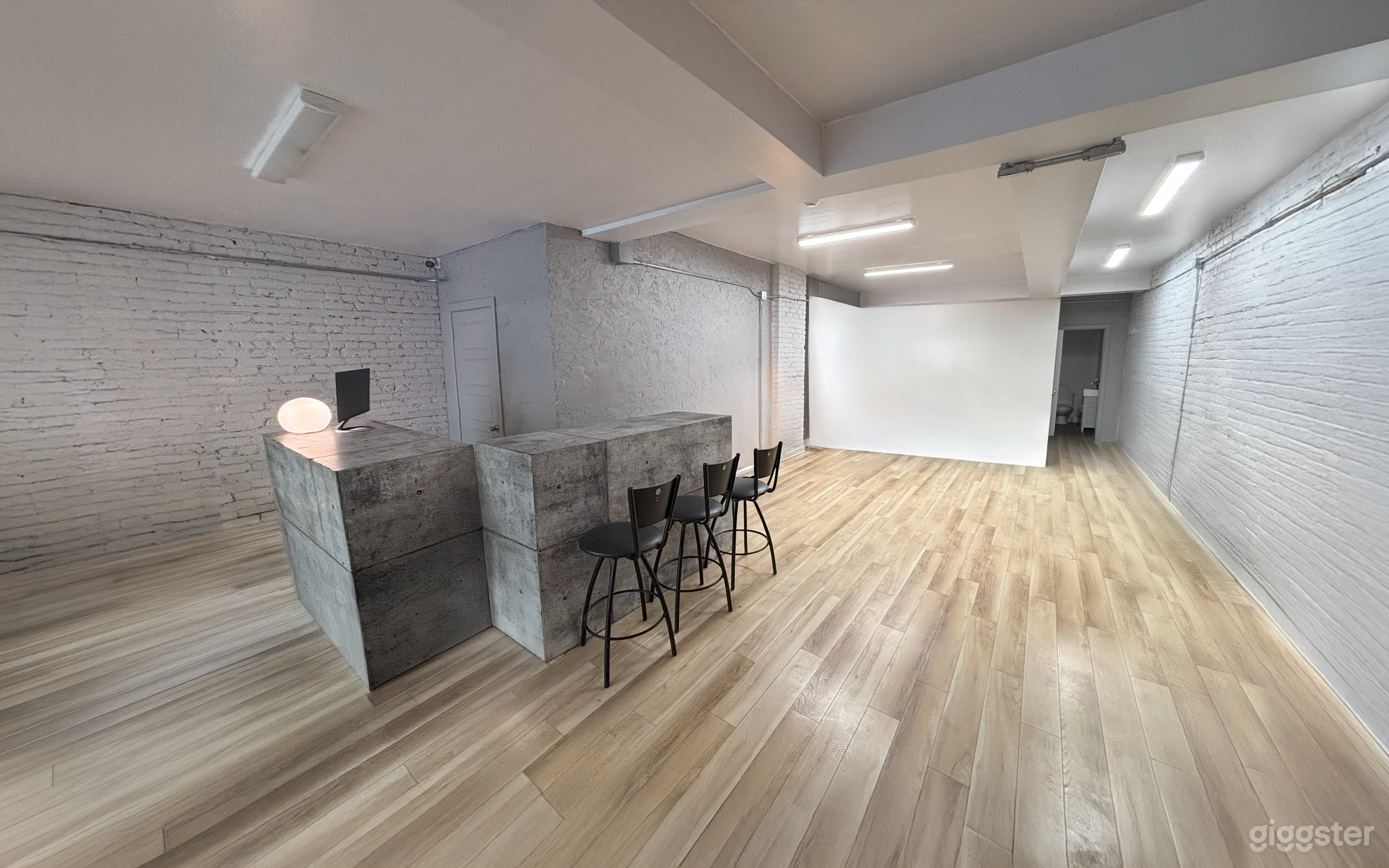 Versatile 150-Capacity Event & Studio Space Photo 1