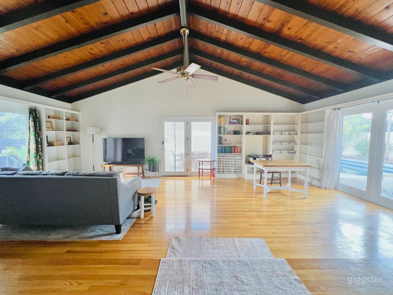  Light-Filled Mid Century Ranch with Vaulted Ceilings & Pool 