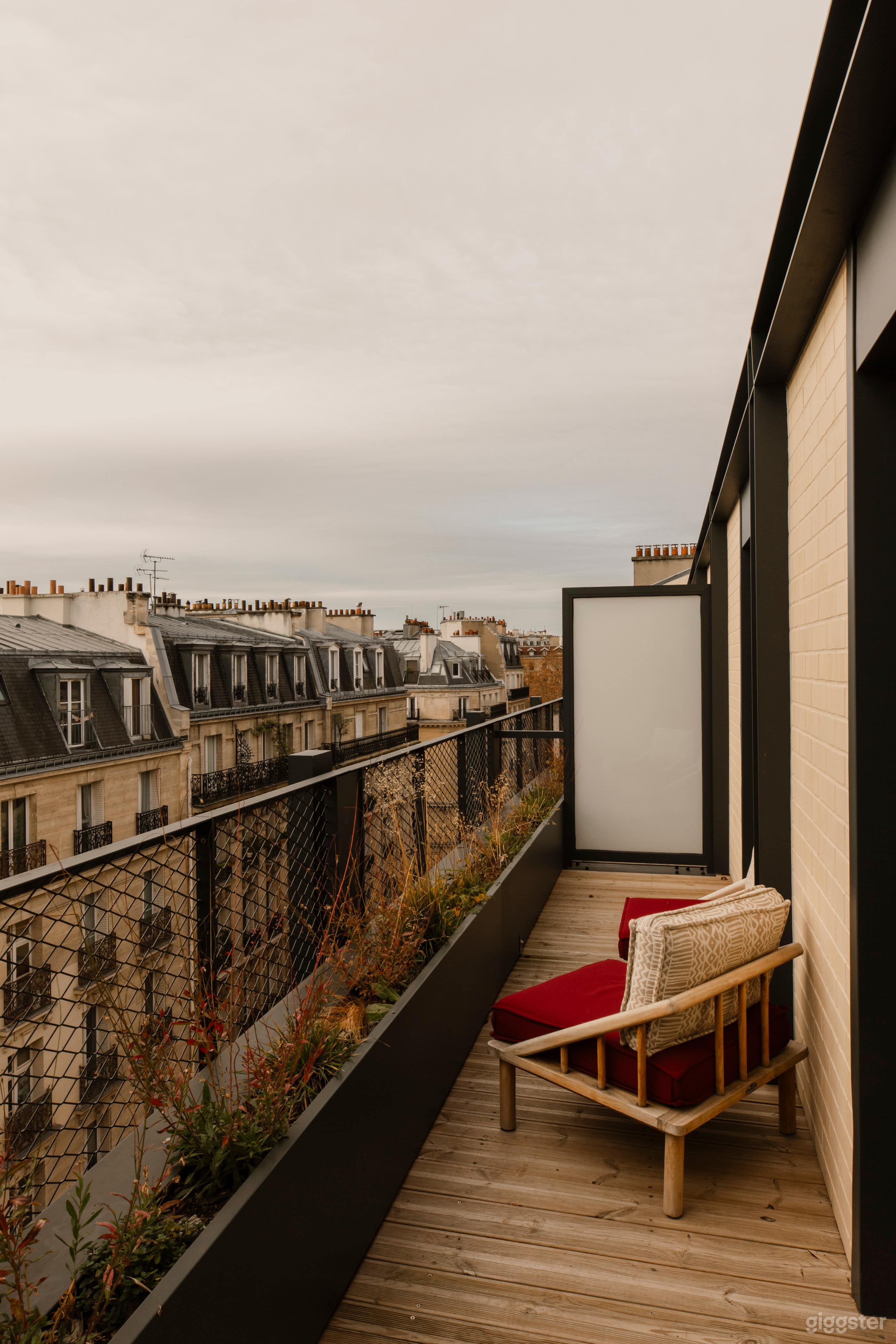 Behind a baroque French façade hides a something spectacular Photo 4