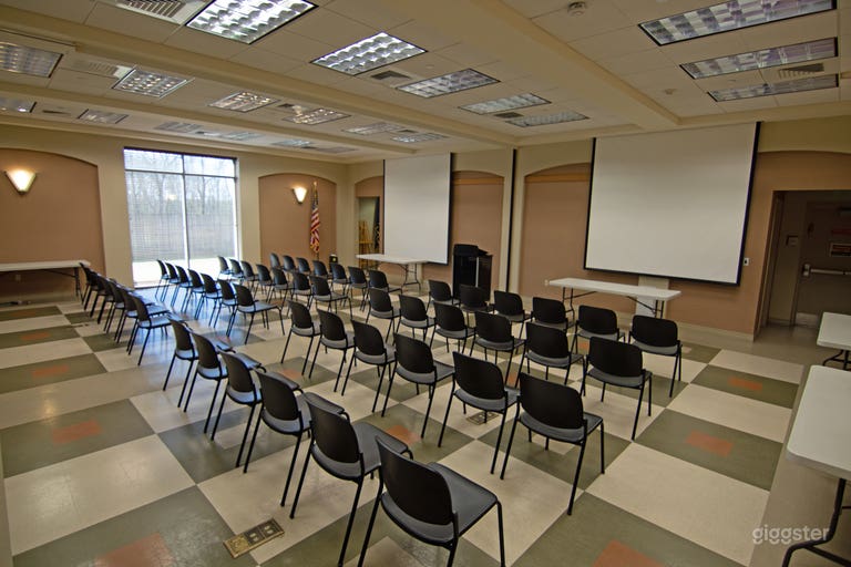  Well-lit Library Meeting Room in Zachary 