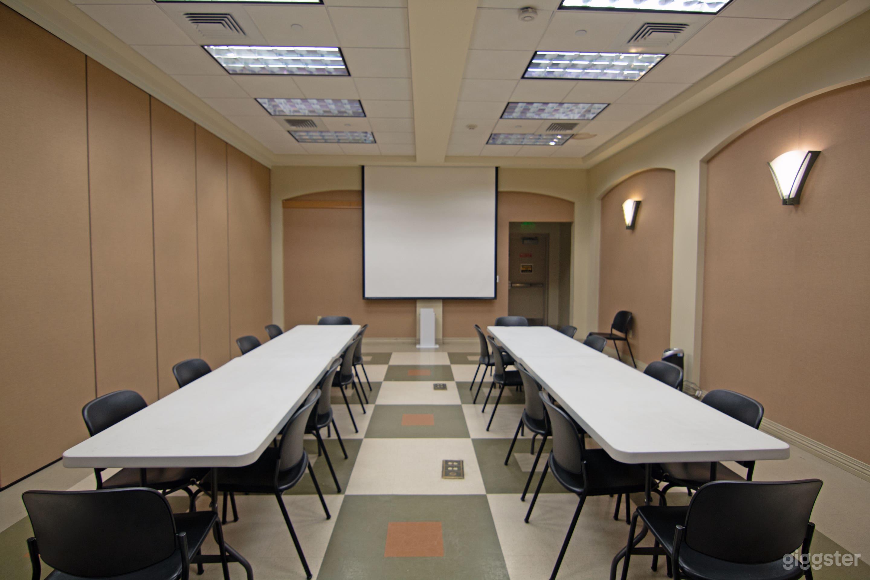 Well-lit Library Meeting Room in Zachary Photo 3