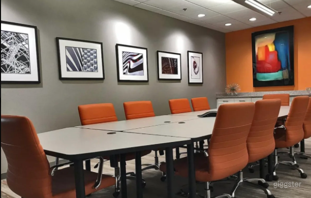 Gorgeous Art Inspired 6-14 Person Conference Room in Vista Photo 1