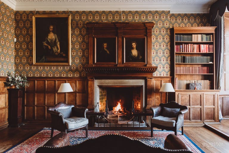  Timeless Venue in Nottinghamshire for Production 