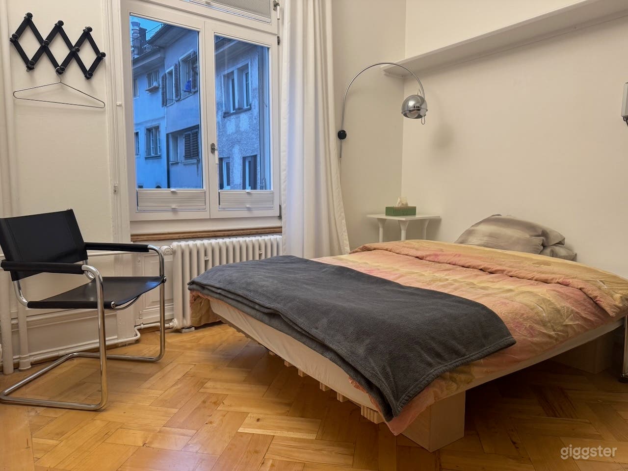 Charming Old Town Apartment with Photogenic Lounge Corner Photo 4