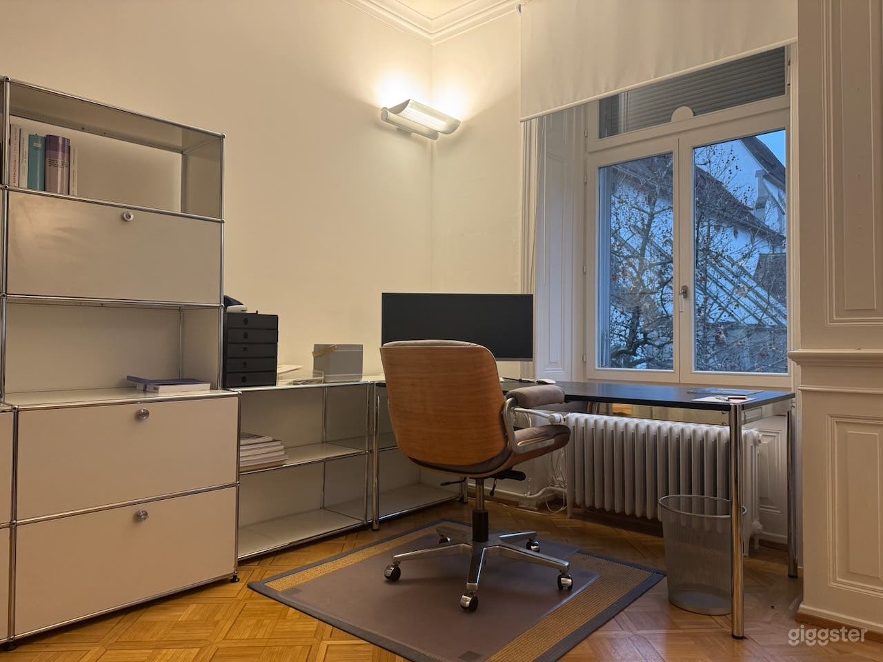 Charming Old Town Apartment with Photogenic Lounge Corner Photo 3
