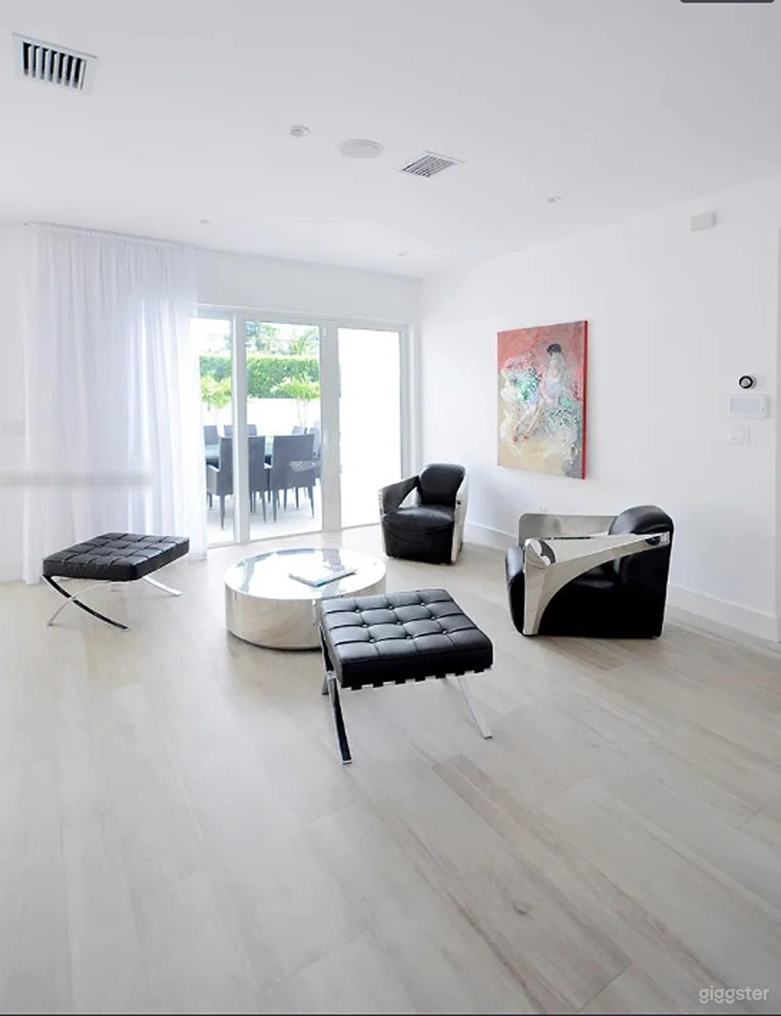 Venetian Causeway & Pool for Productions & Events Photo 3