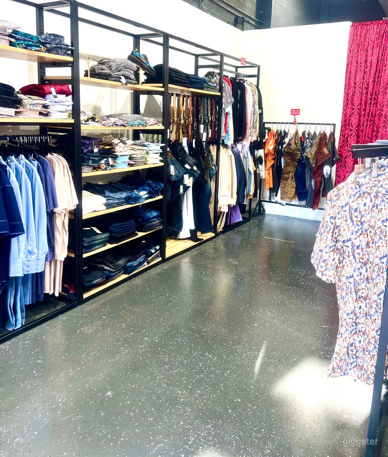  Espace de Vente de Mode Stylé 26 Créatif 