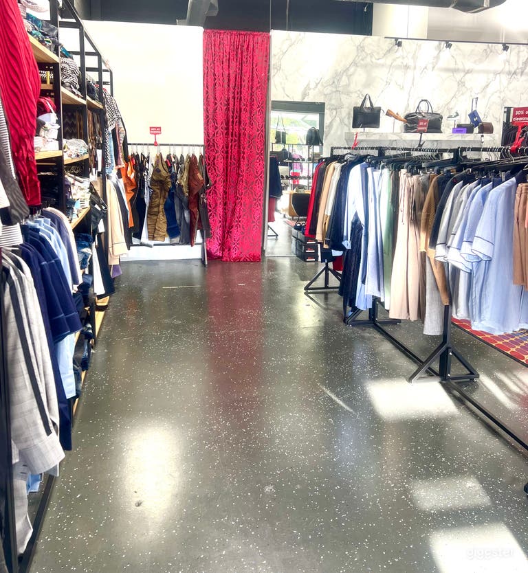  Espace de Vente de Mode Stylé 26 Créatif 