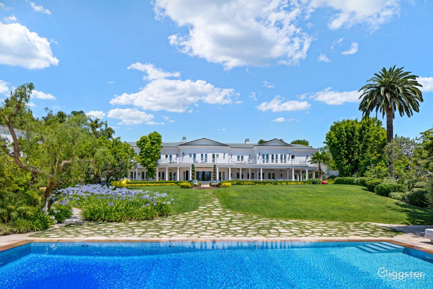  HOLLYWOOD'S CROWN JEWEL: MAISON DU SOLEI/POOL Photo 3