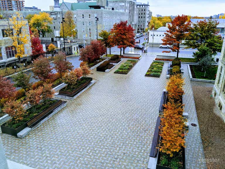  Unique Open Event Spaces And Courtyard 