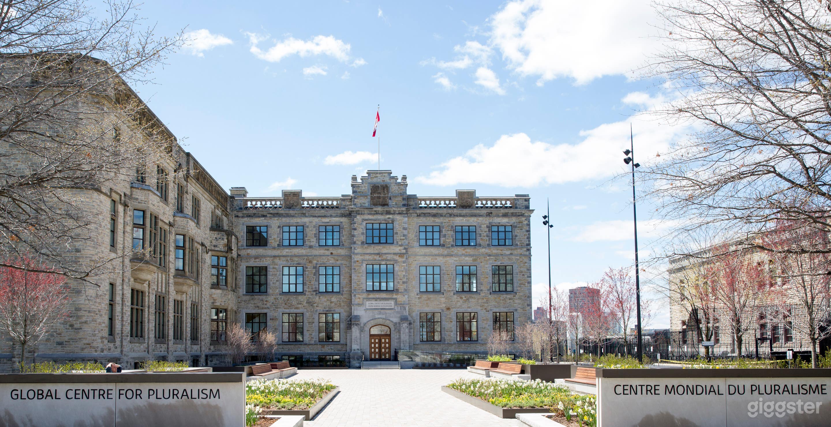 Unique Open Event Spaces And Courtyard Photo 1
