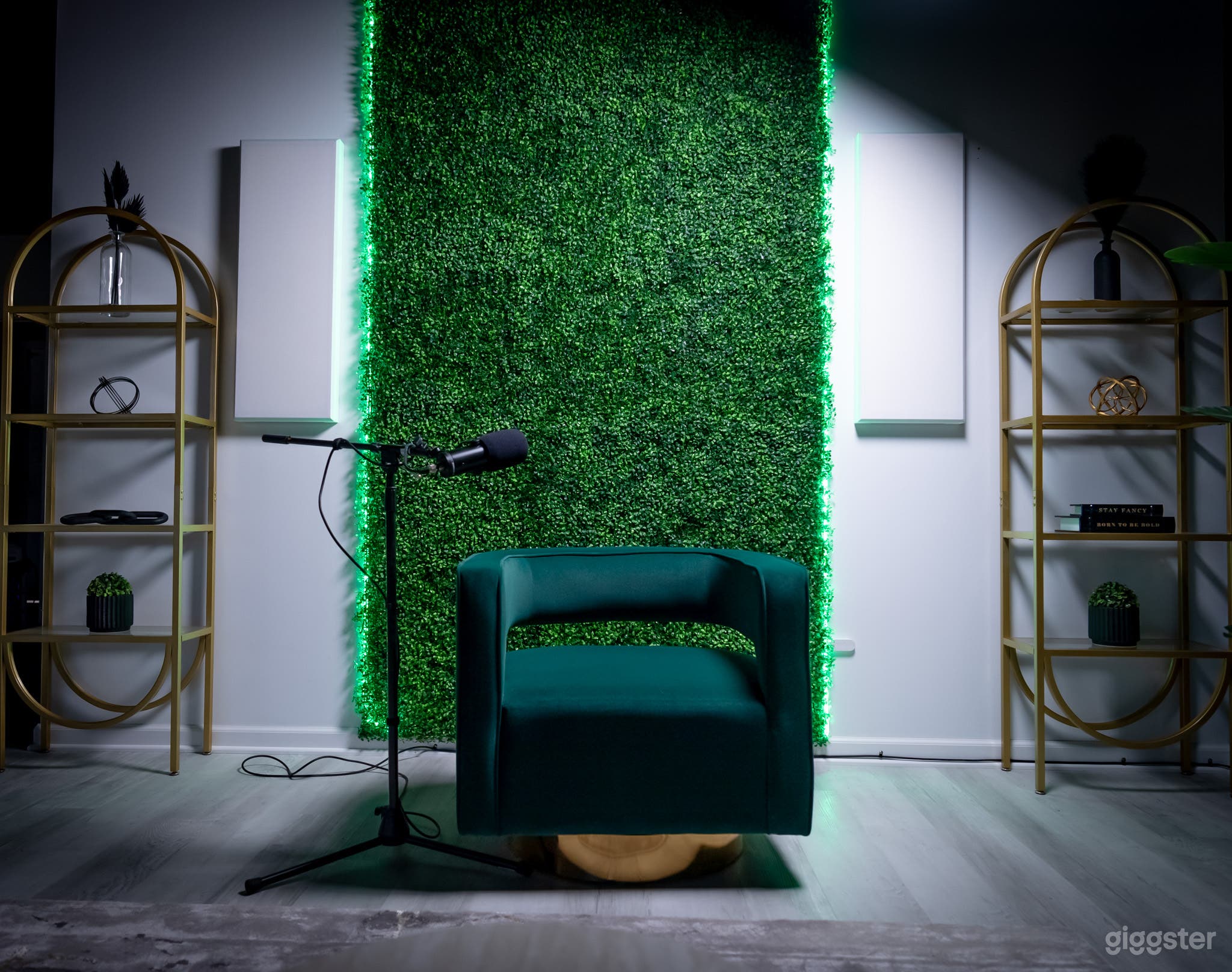 Beautiful TV Shows | Podcasting | Interview Studio Photo 1