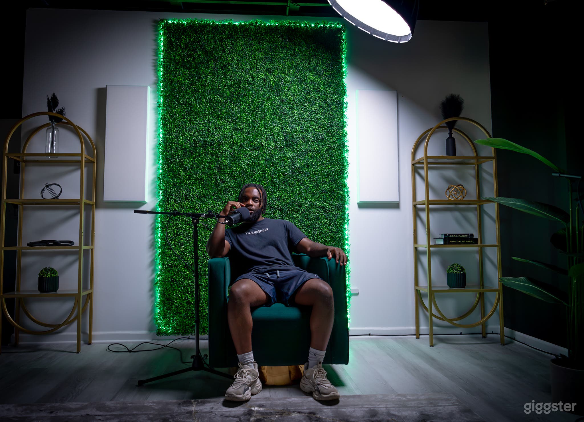 Beautiful TV Shows | Podcasting | Interview Studio Photo 4