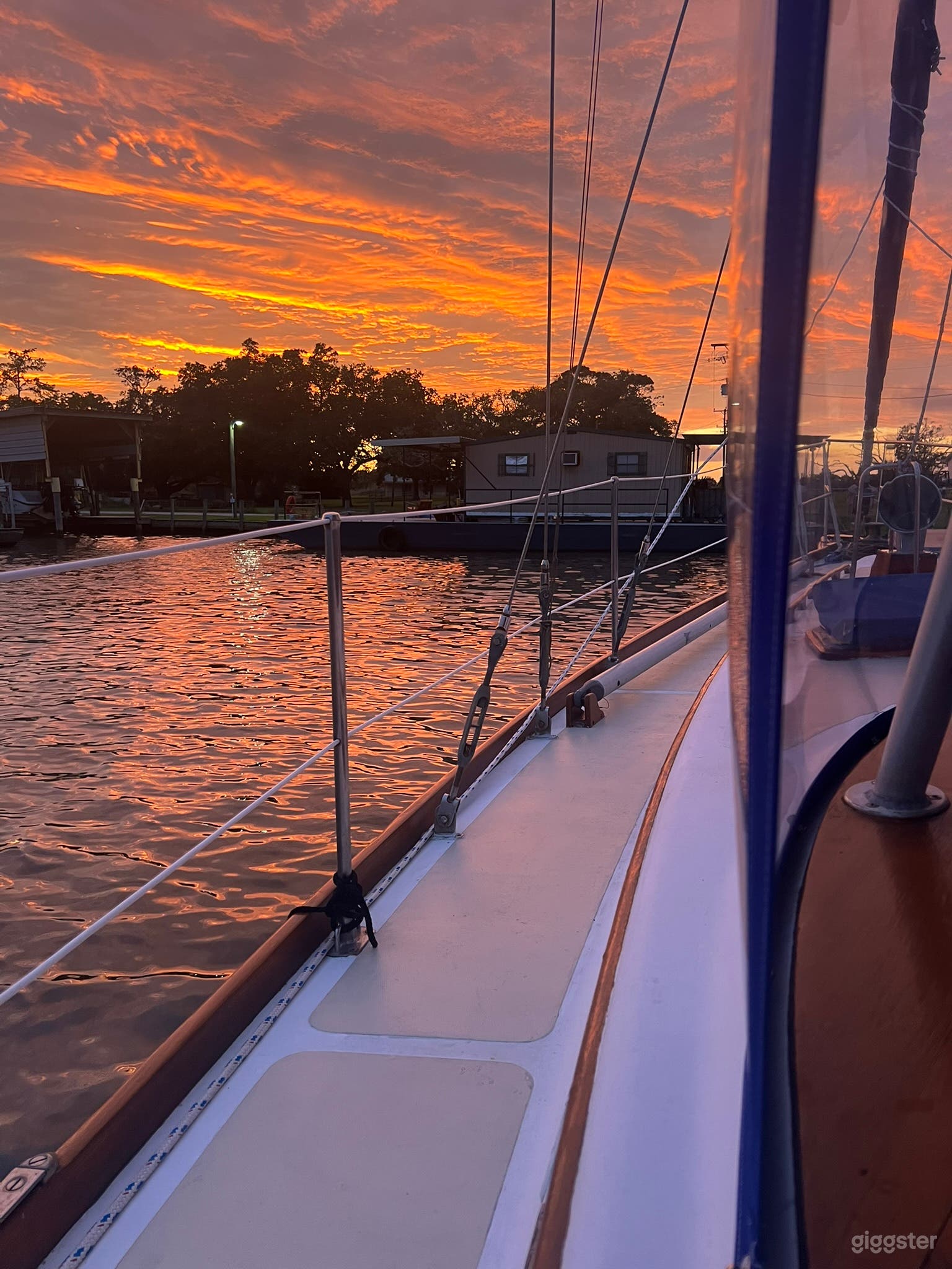 Luxury Sailboat in Kemah (Houston) - perfect for small group Photo 4