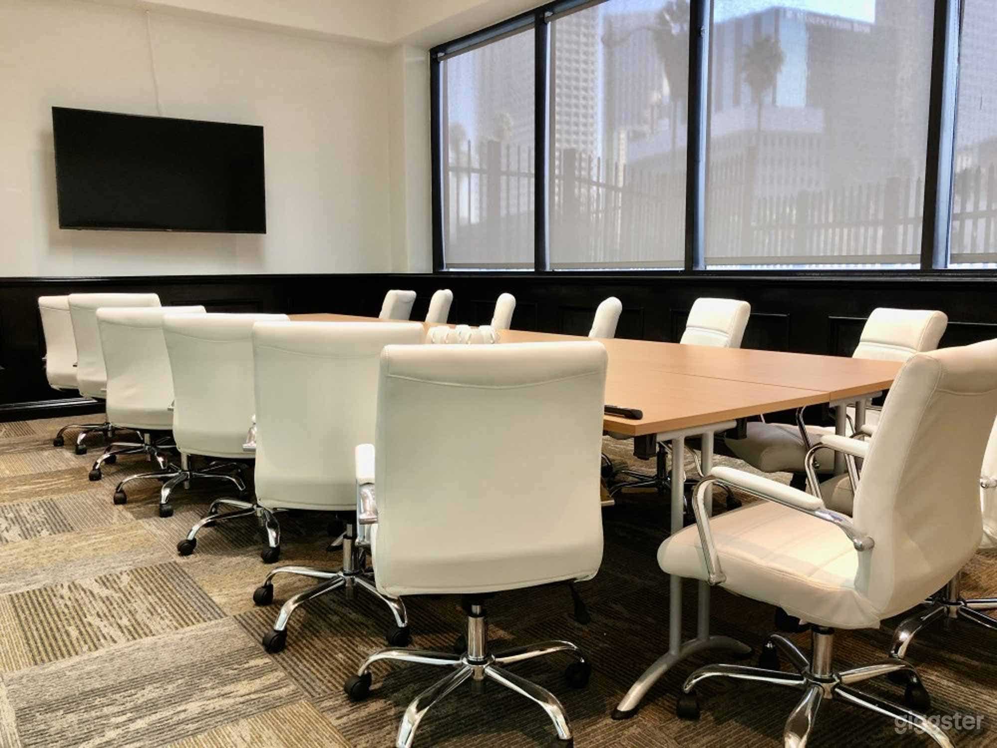 Spacious Executive Boardroom in Los Angeles Photo 1
