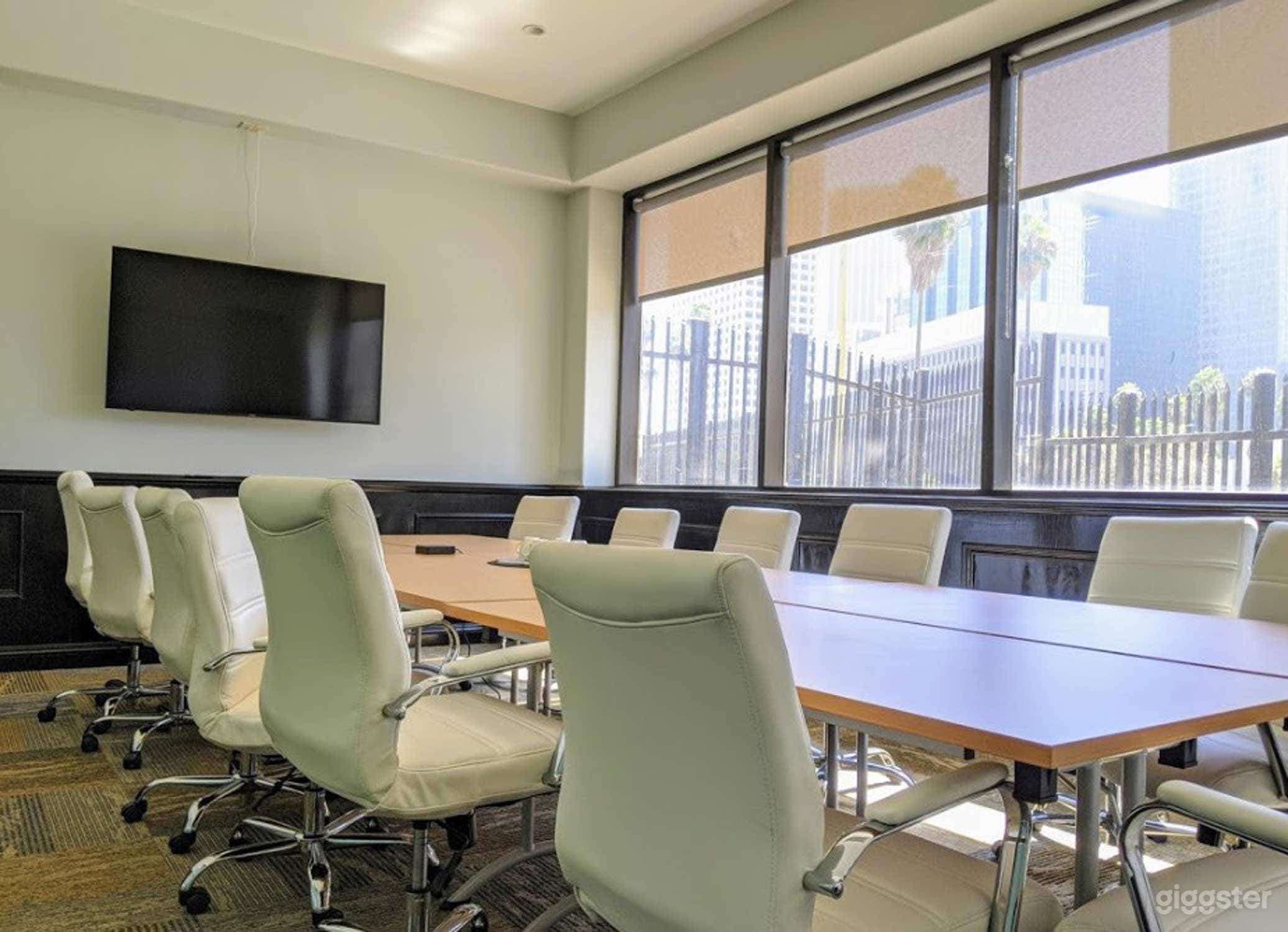 Spacious Executive Boardroom in Los Angeles Photo 4