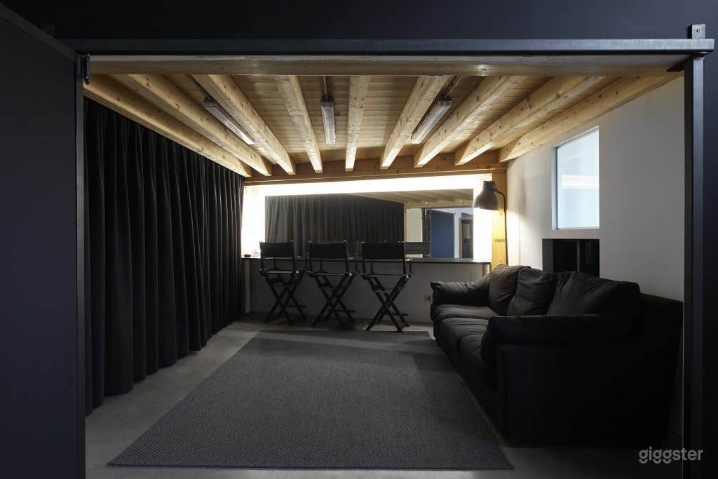 Foto di Location industrial chic dallo stile contemporaneo 3