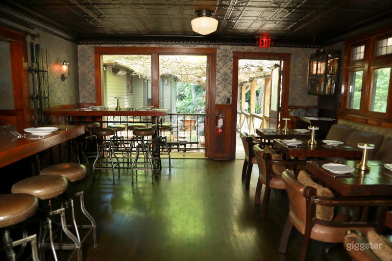  A Unique, Historical Craftsman Restaurant & Bar 