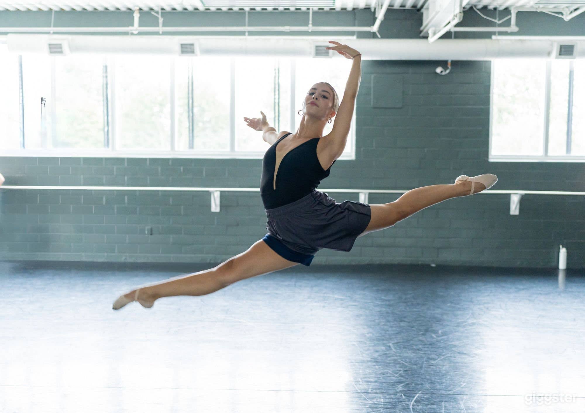 Studio 4 - 48’7 x 28’5 Dance Studio Photo 4