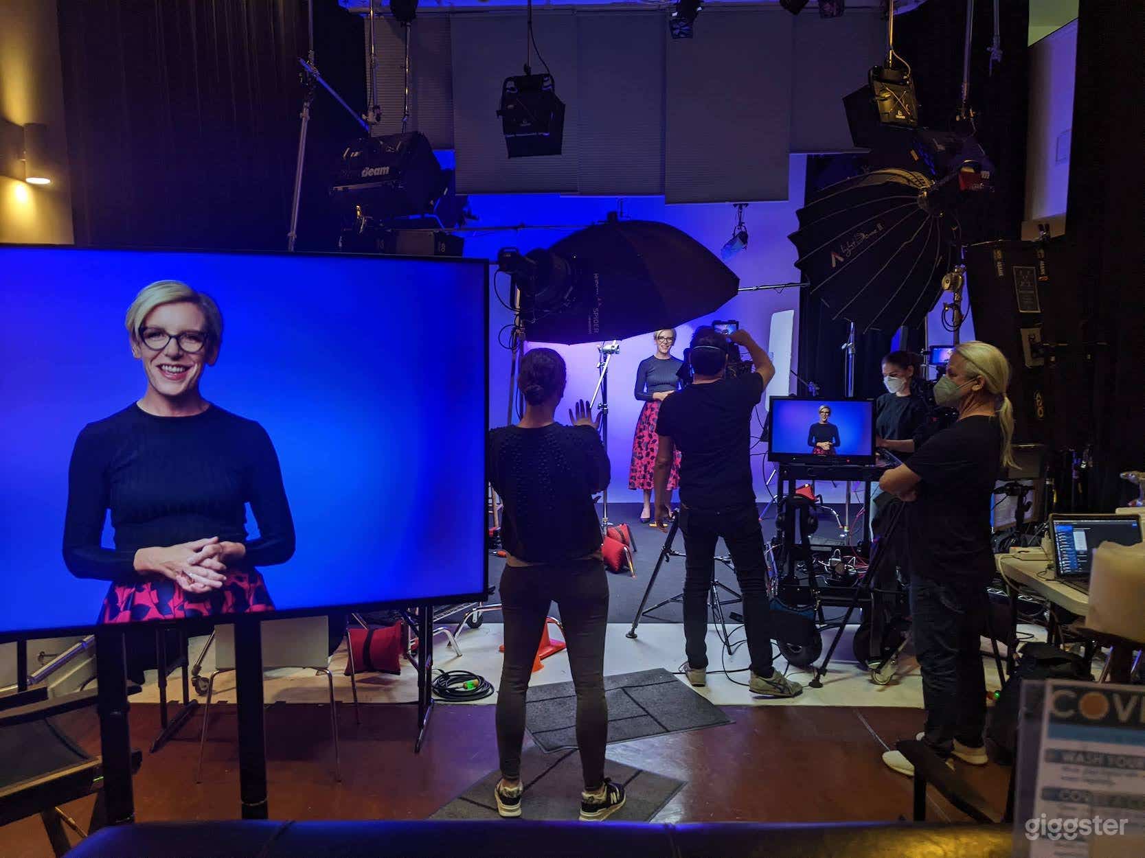 LED ColorWash w/monitors included