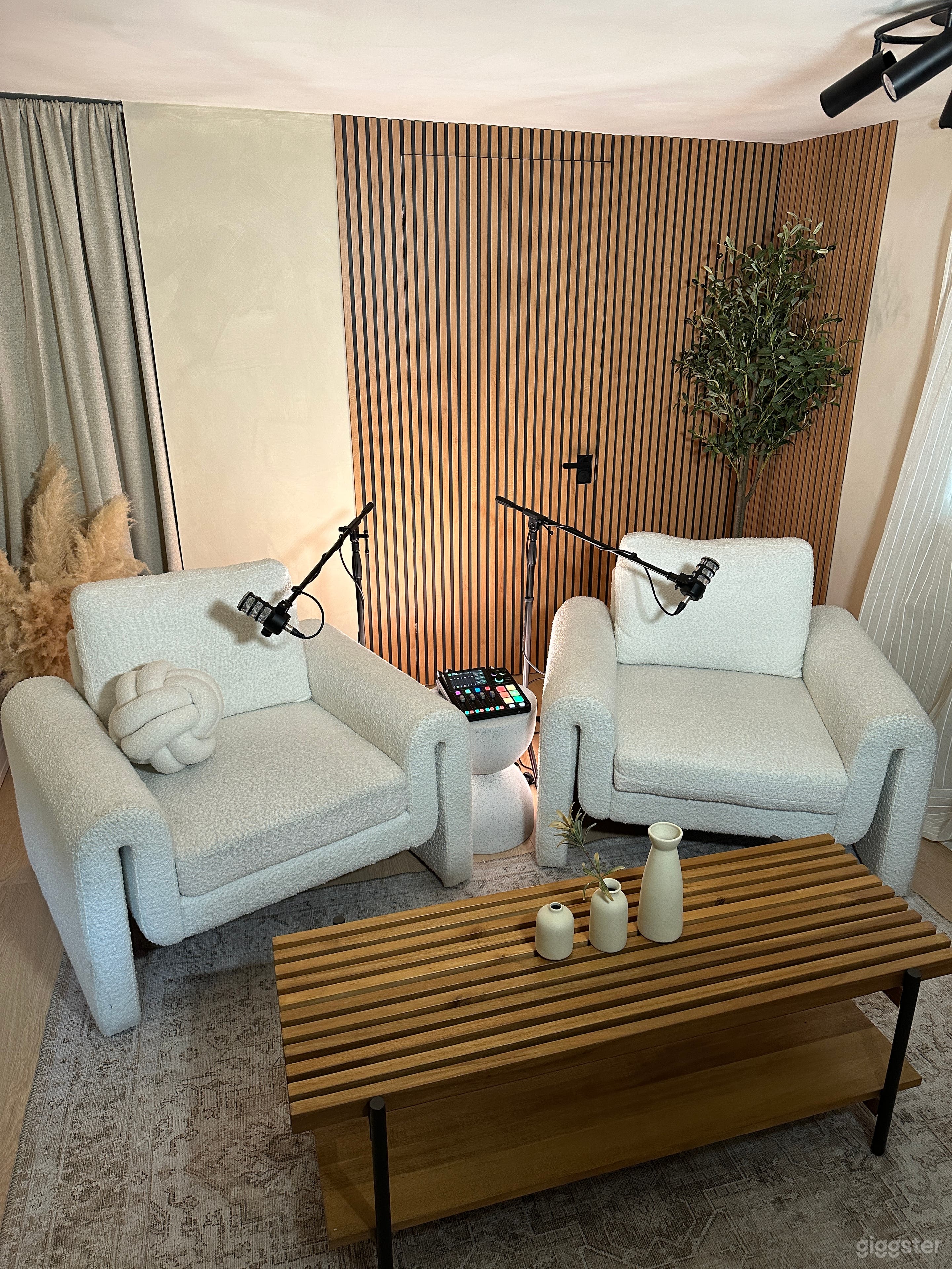 Content Studio – Aesthetic Space for Creators & Brands Photo 2