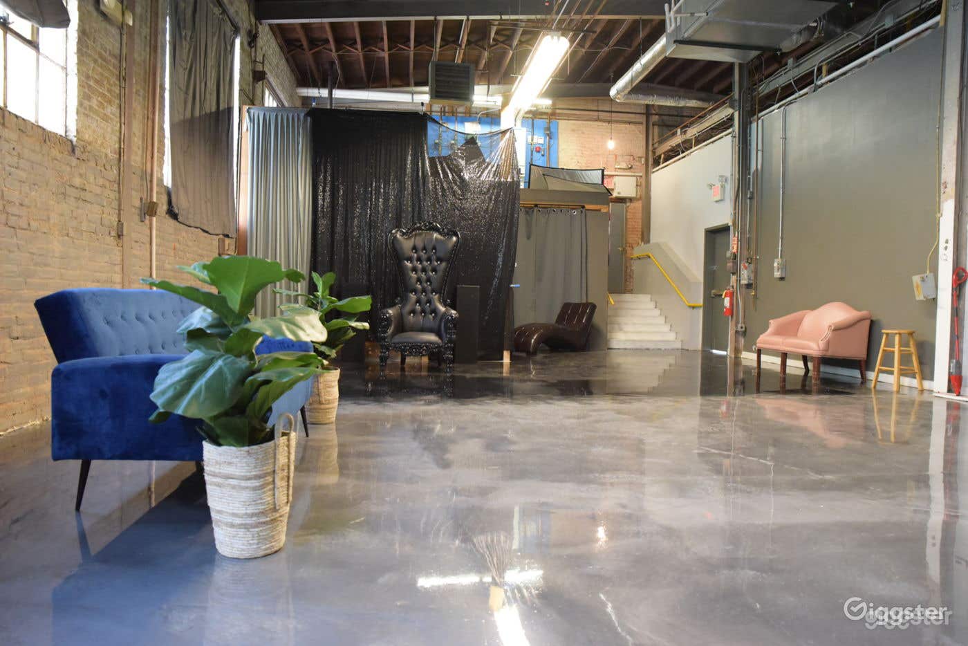 Suburban Creative Warehouse Photo 1