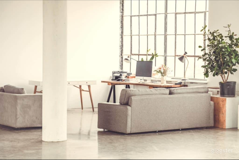  Photography studio in Montreal, Canada 