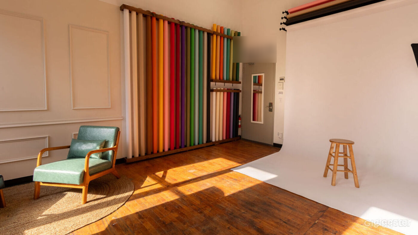 Daylight Photo Studio with Product Photography Pro Photo 1