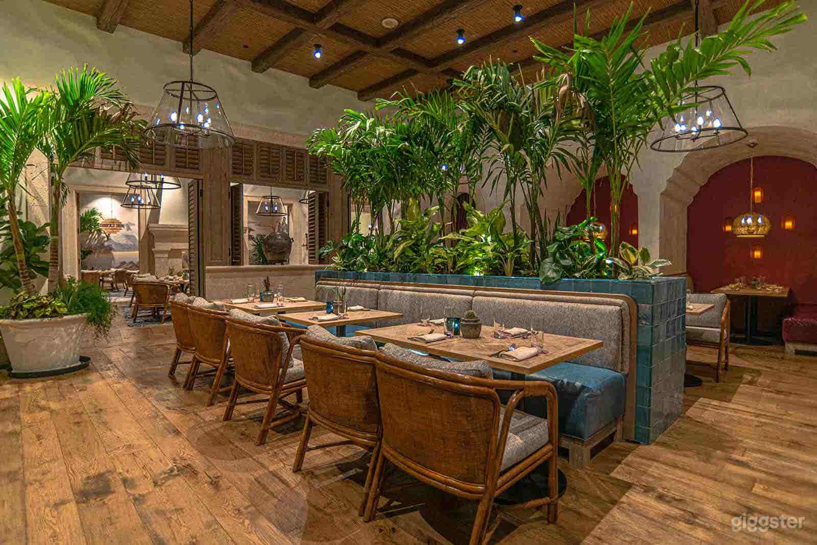 Stunning Restaurant/Bar  Photo 1