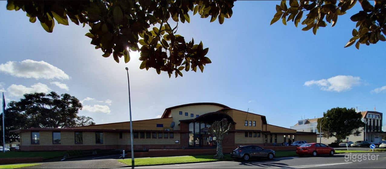 Awesome Papatoetoe Library Photo 2