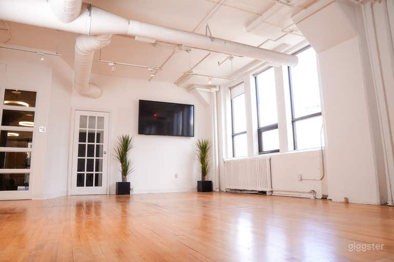  Modern Content Studio in Toronto 