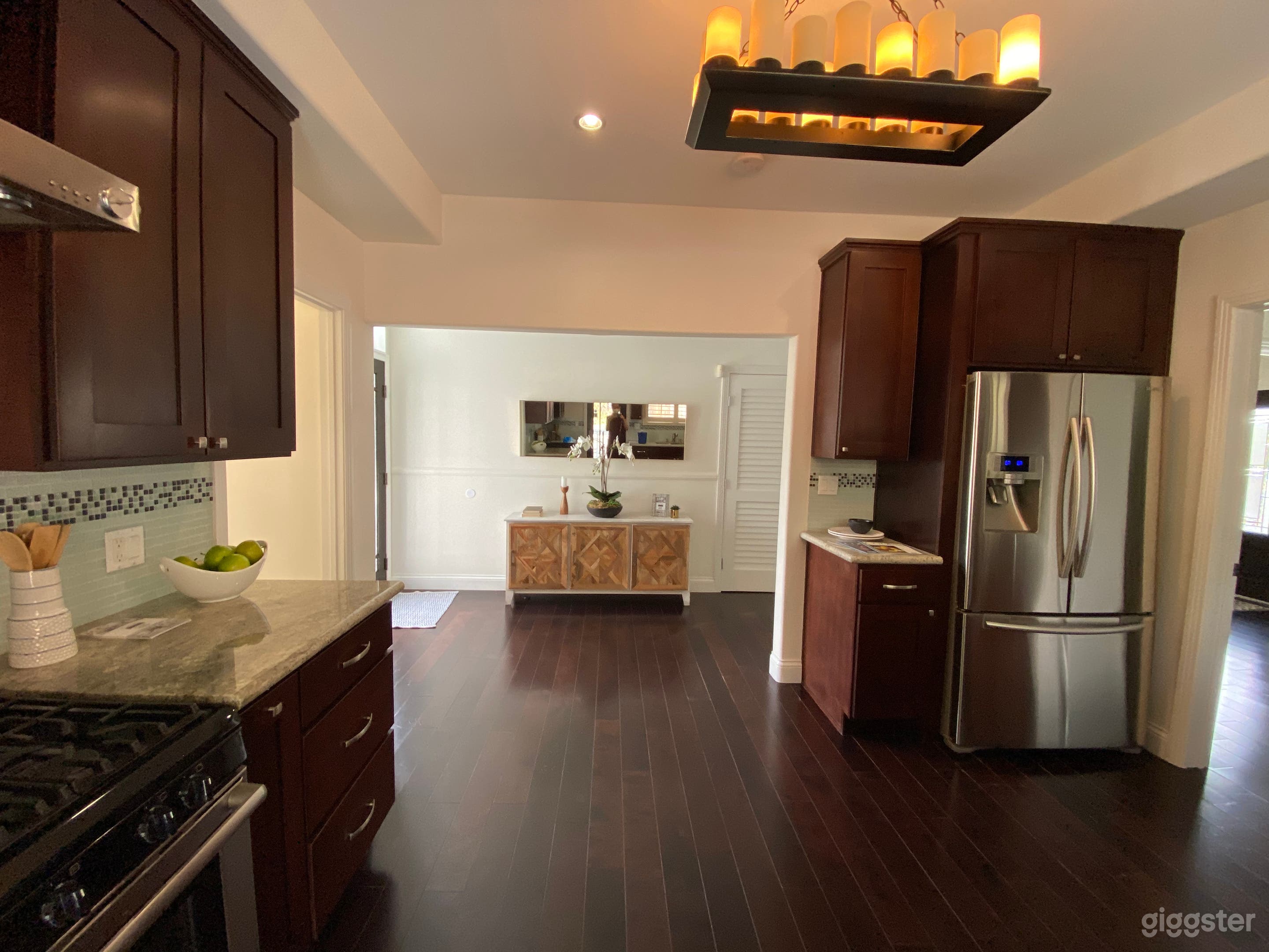 Bungalow by Echo Park Lake Photo 1