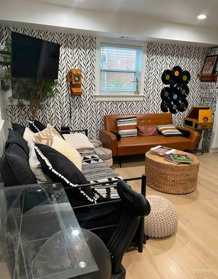  Stylish Creative Row Home with Bold Backdrops for Shoots 