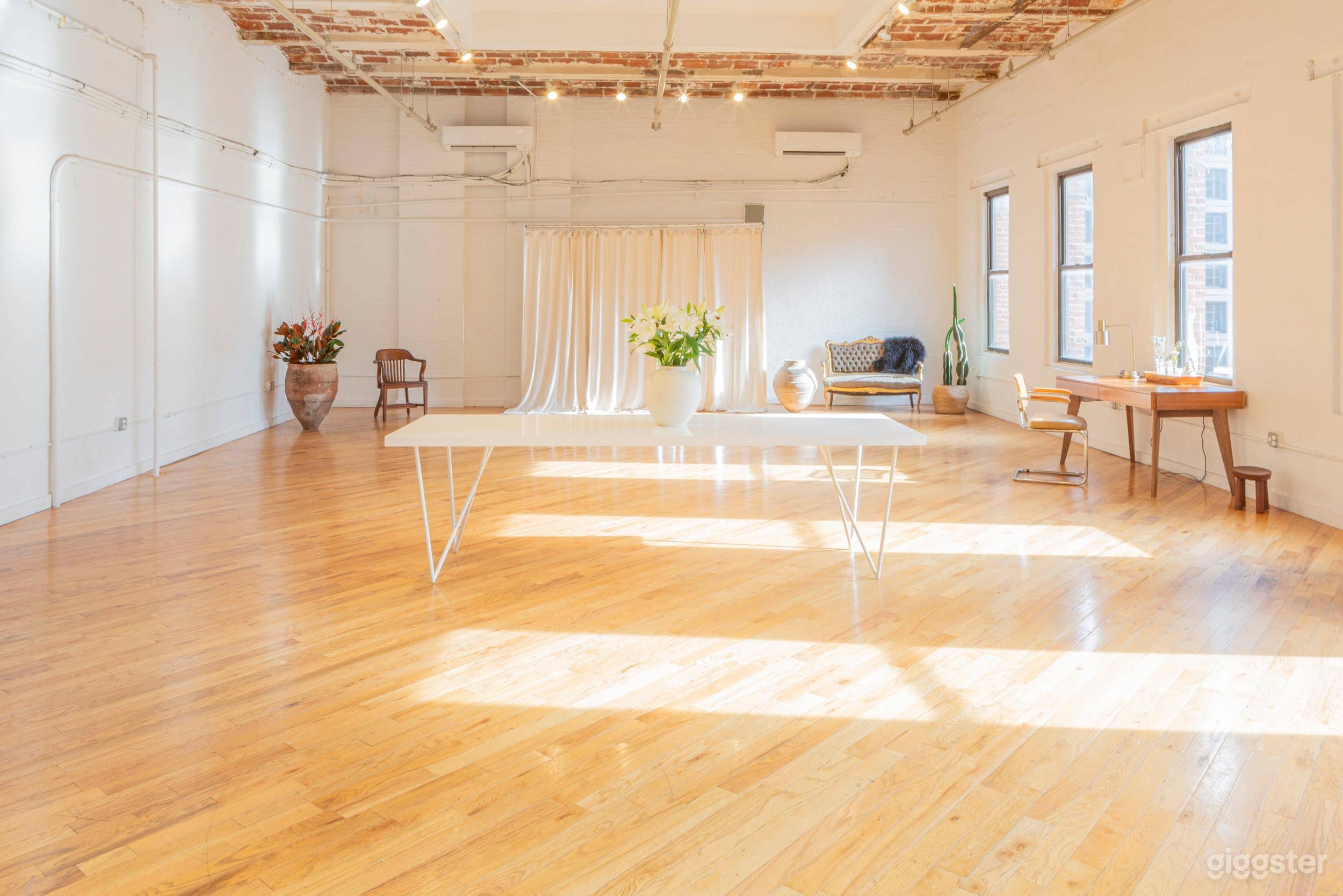 Dreamy Boho DUMBO loft with Manhattan Bridge views Photo 1