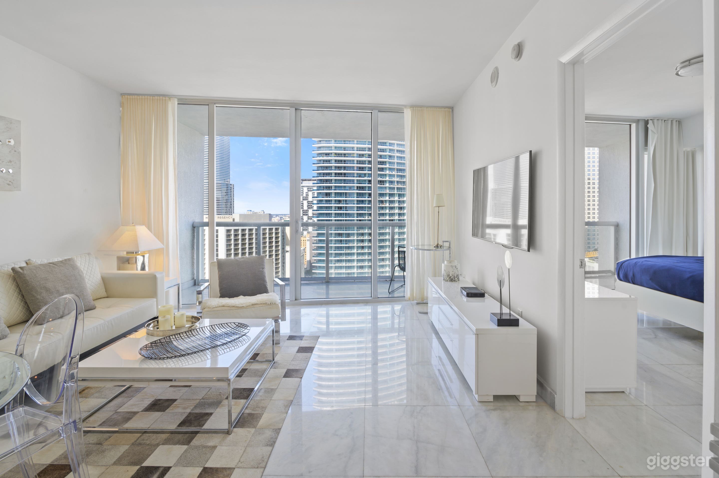 Sleek High-Rise Condo with Skyline Views Photo 2