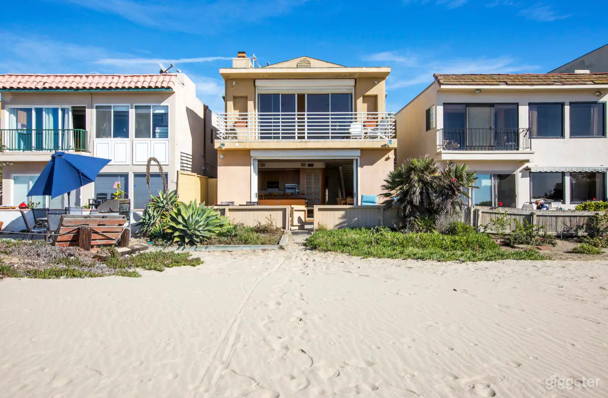 Giant Beach House on the Sand Photo 1
