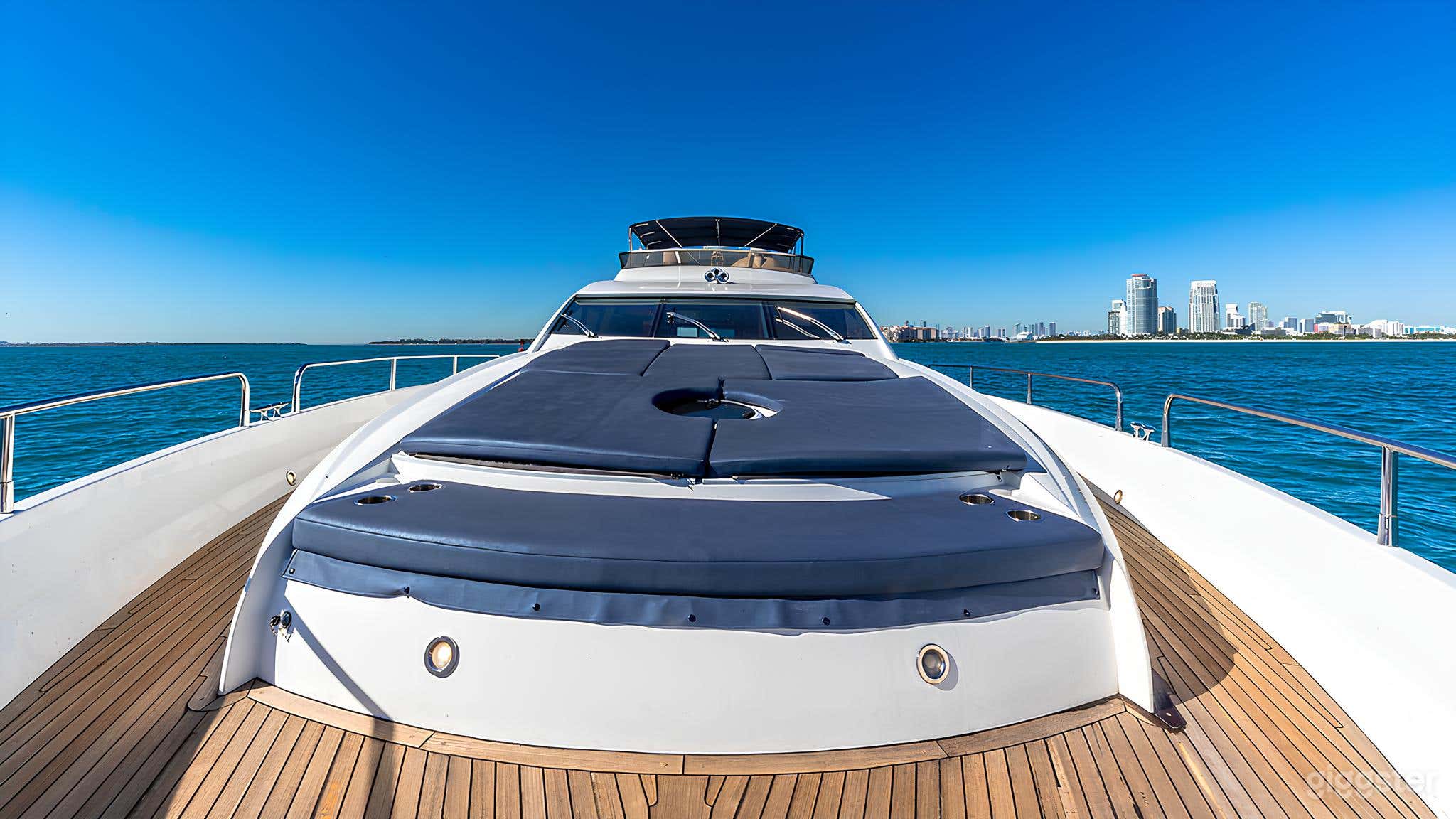 Sunseeker 82” Manhattan Yacht  Photo 4