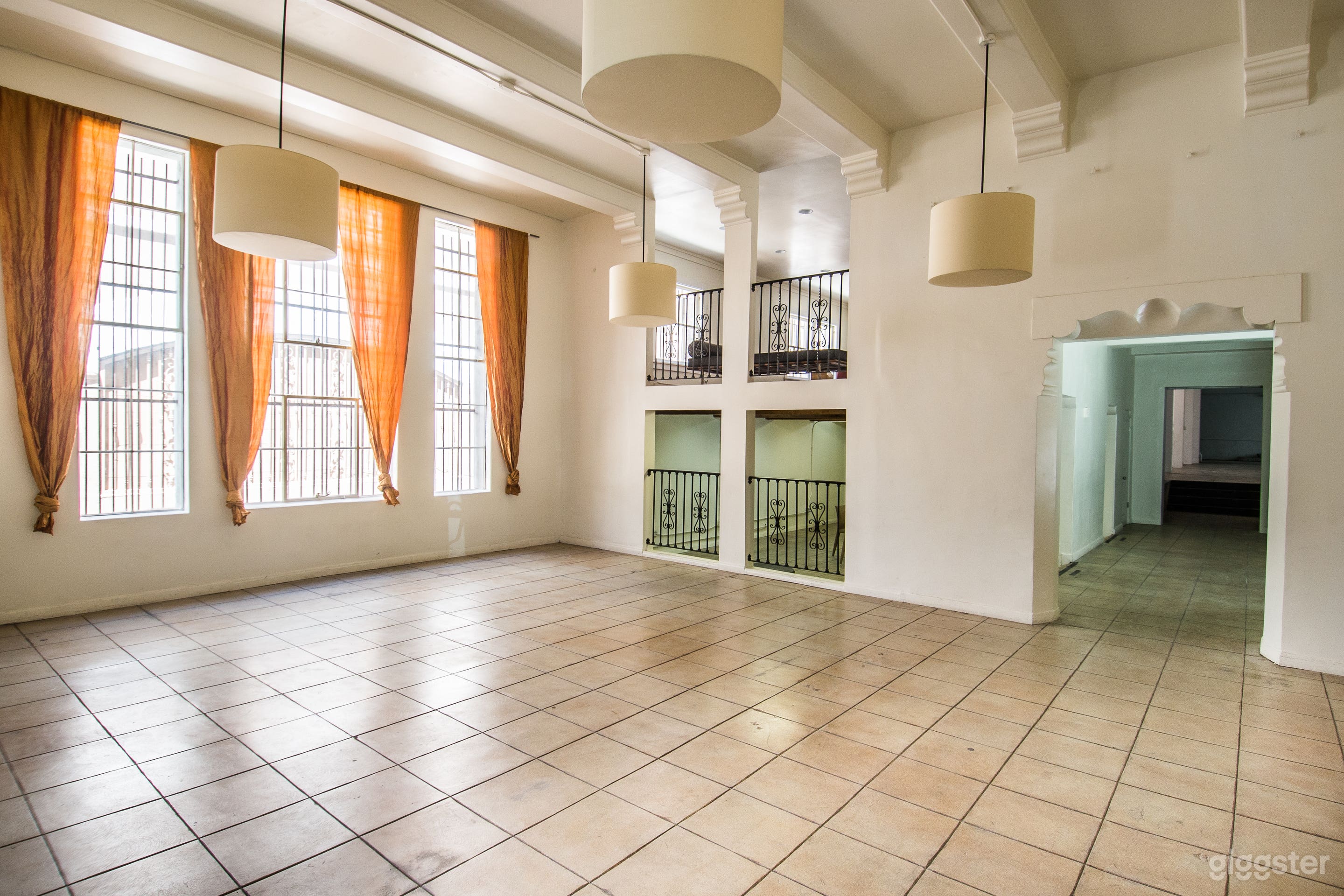 Multiple Choice (Office, Loft, Warehouse, &amp; Gallery Spaces) Photo 3