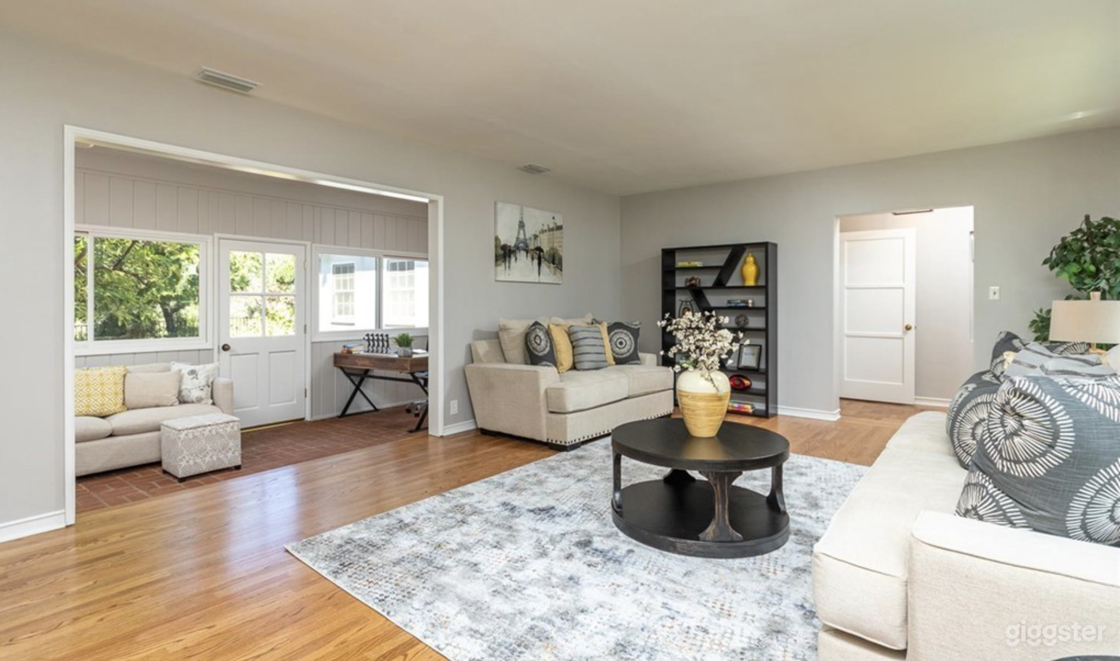 Charming Home Photo 4