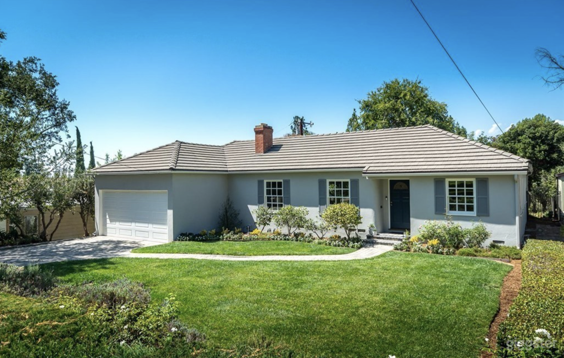 Charming Home Photo 1