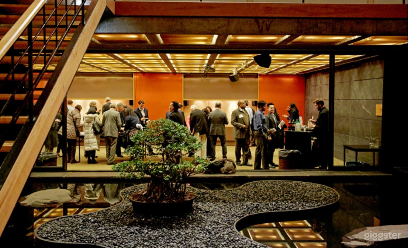 Reception Room Photo 3