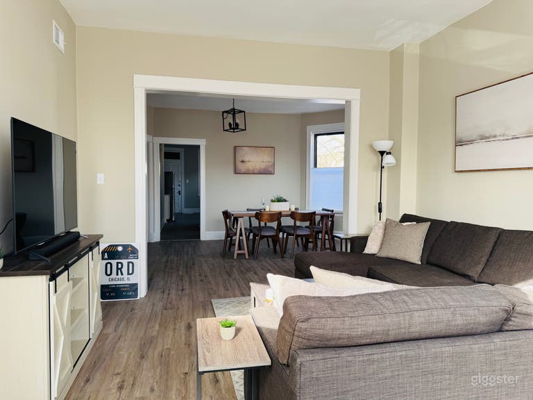  Classic Chicago Greystone 3-Flat Building 